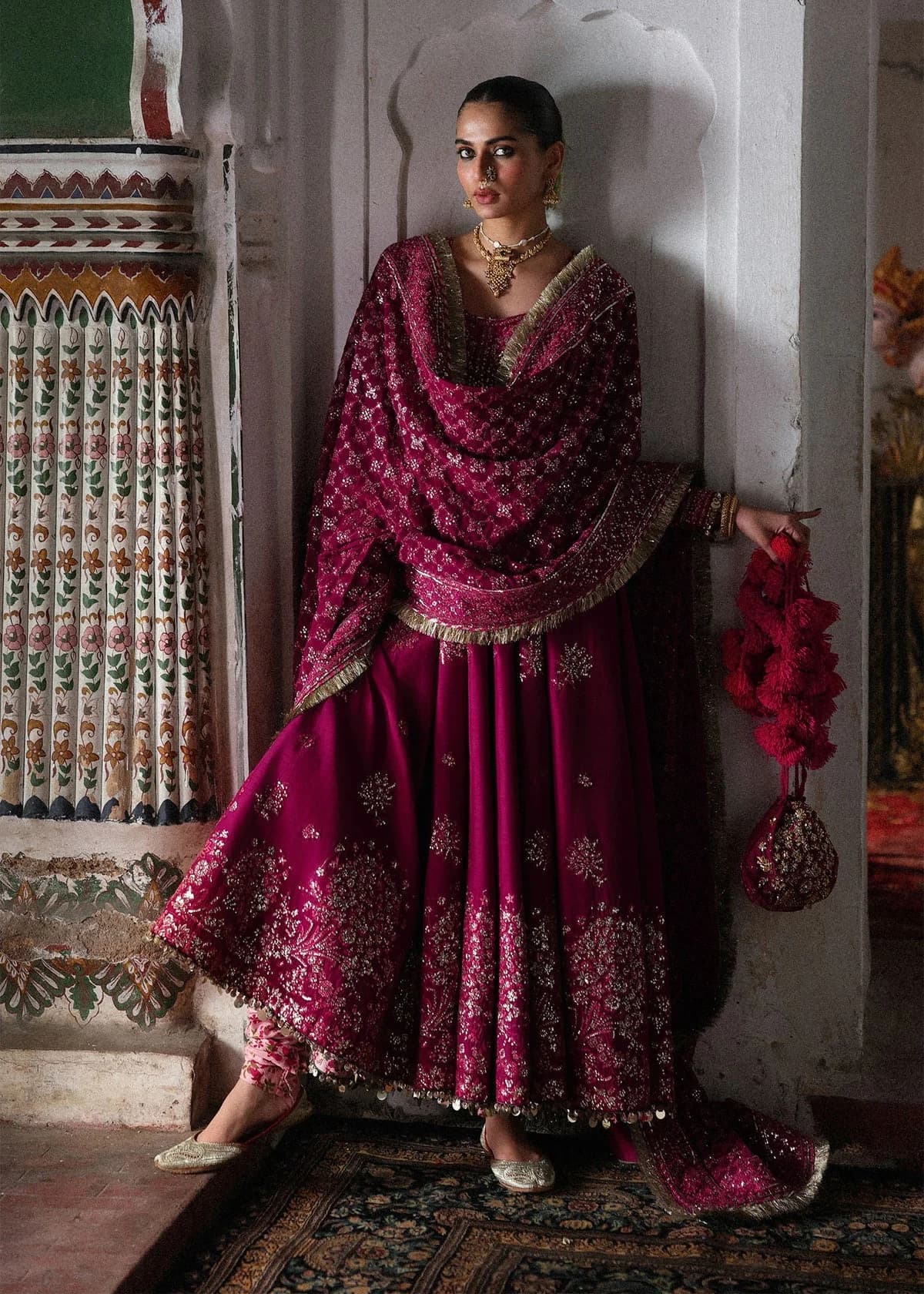 Hussain Rehar Gul Hand Embellished Organza Party Wear Suit – Model Front View Hussain Rehar Gul Hand Embellished Organza Party Wear Suit - Model Front Look | Pakistani Designer Replica Wholesale | IQNAZ